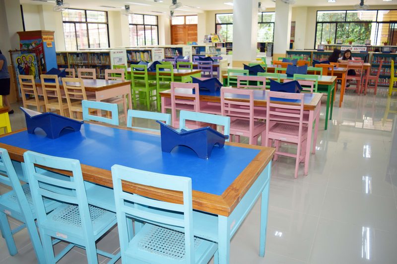 A student having a consultation with the nurse